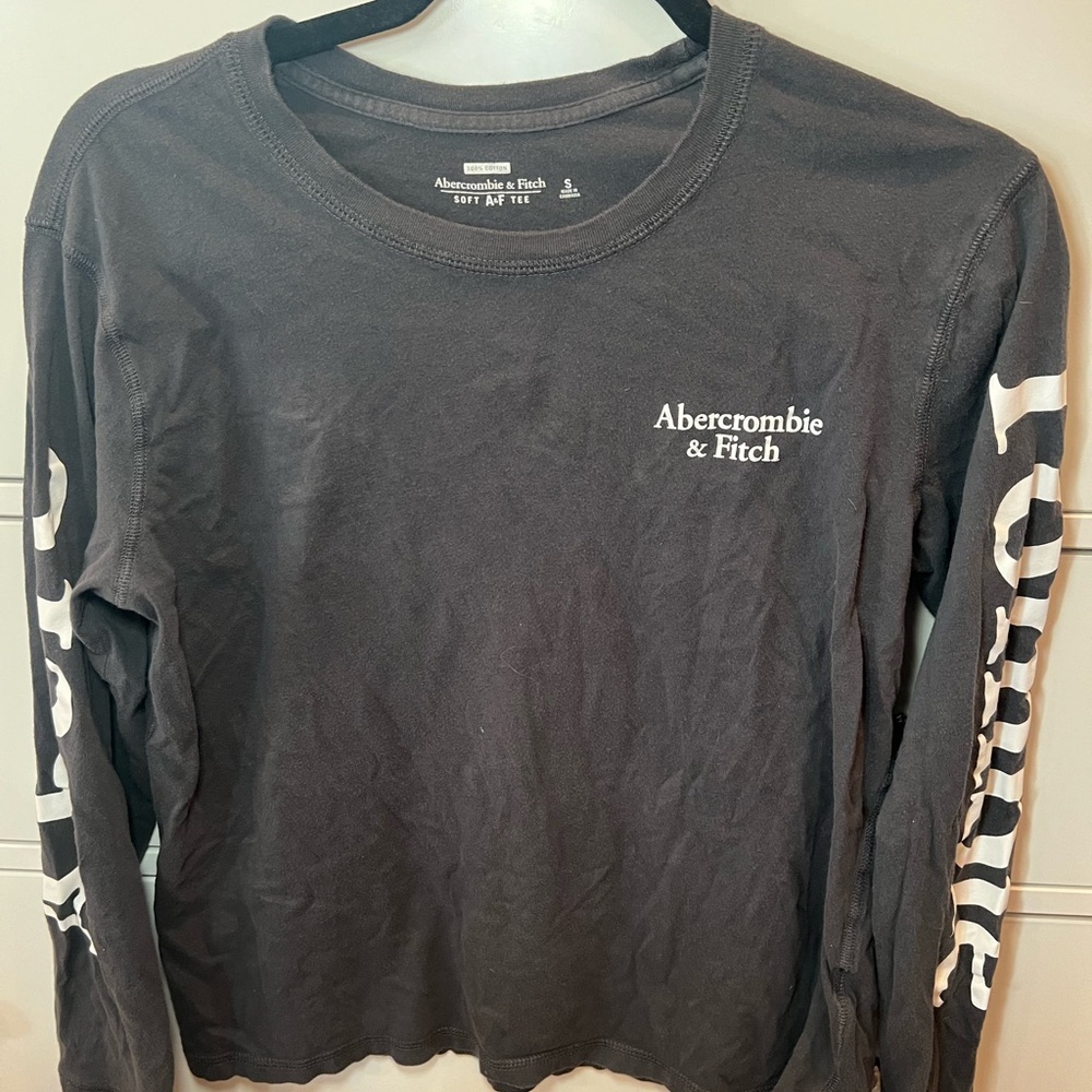 Long sleeve t -shirt